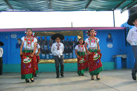 Colegio López de Legazpi primaria en guadalajara