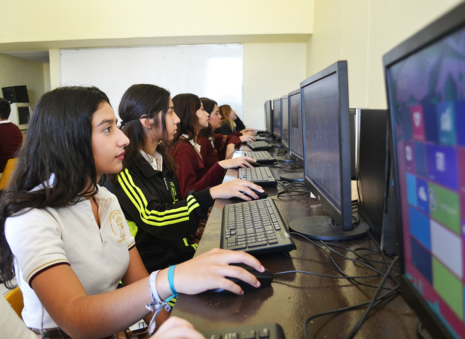 Colegios de estudios básicos - prepas de paga en tijuana