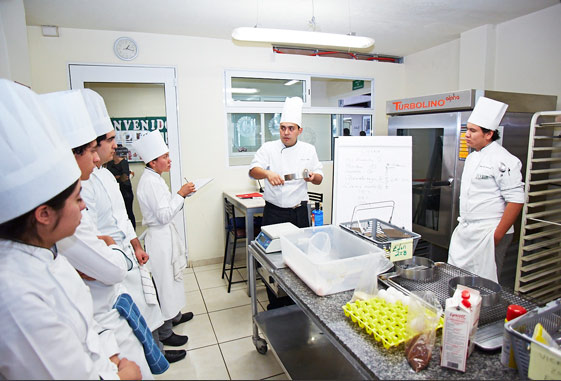 Universidad IGES - mejores escuelas de gastronomia en queretaro
